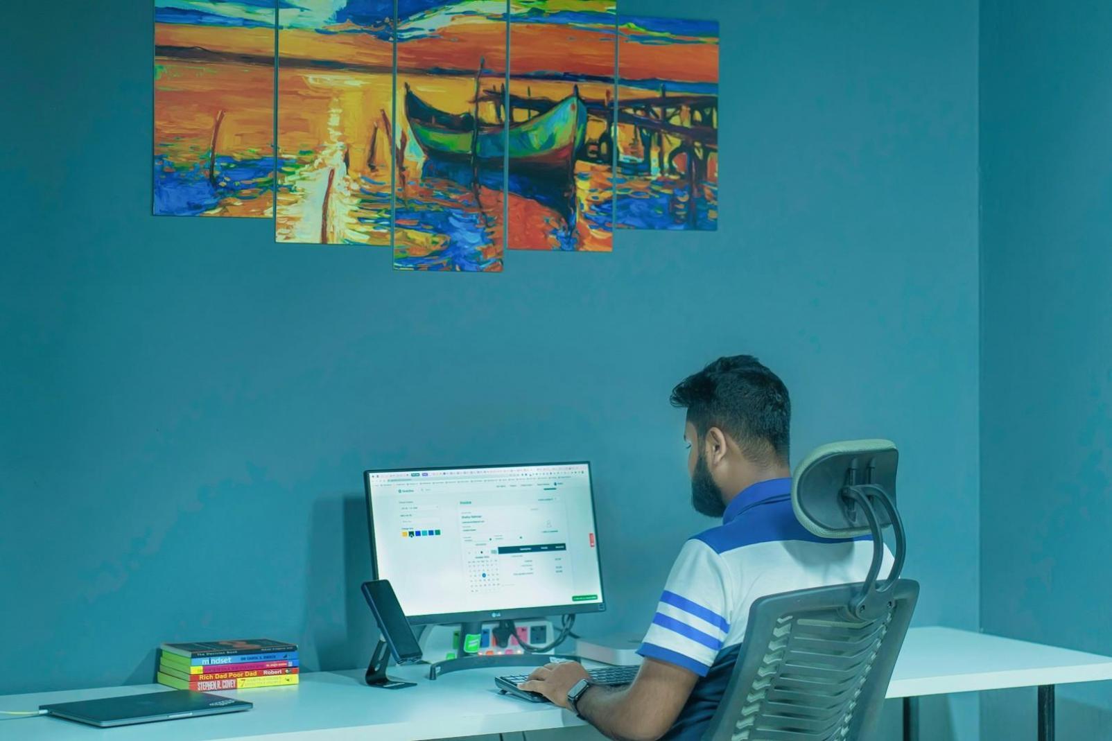Interface de simulation financière avec graphiques et données